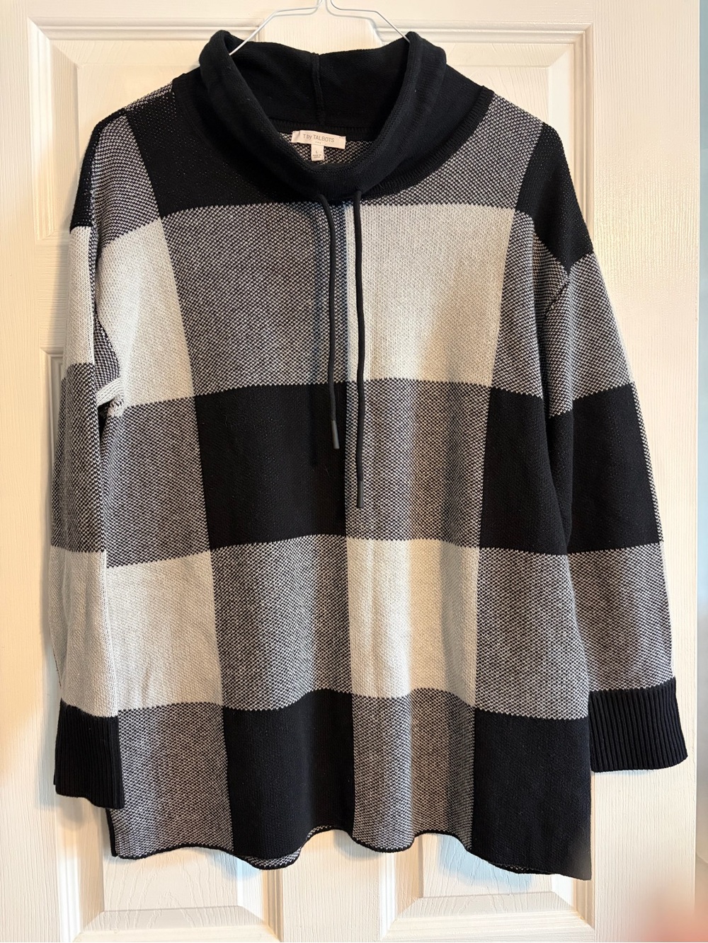 T by Talbots Buffalo Plaid Tunic Sweater L Cowl Neck Black White Drawstring